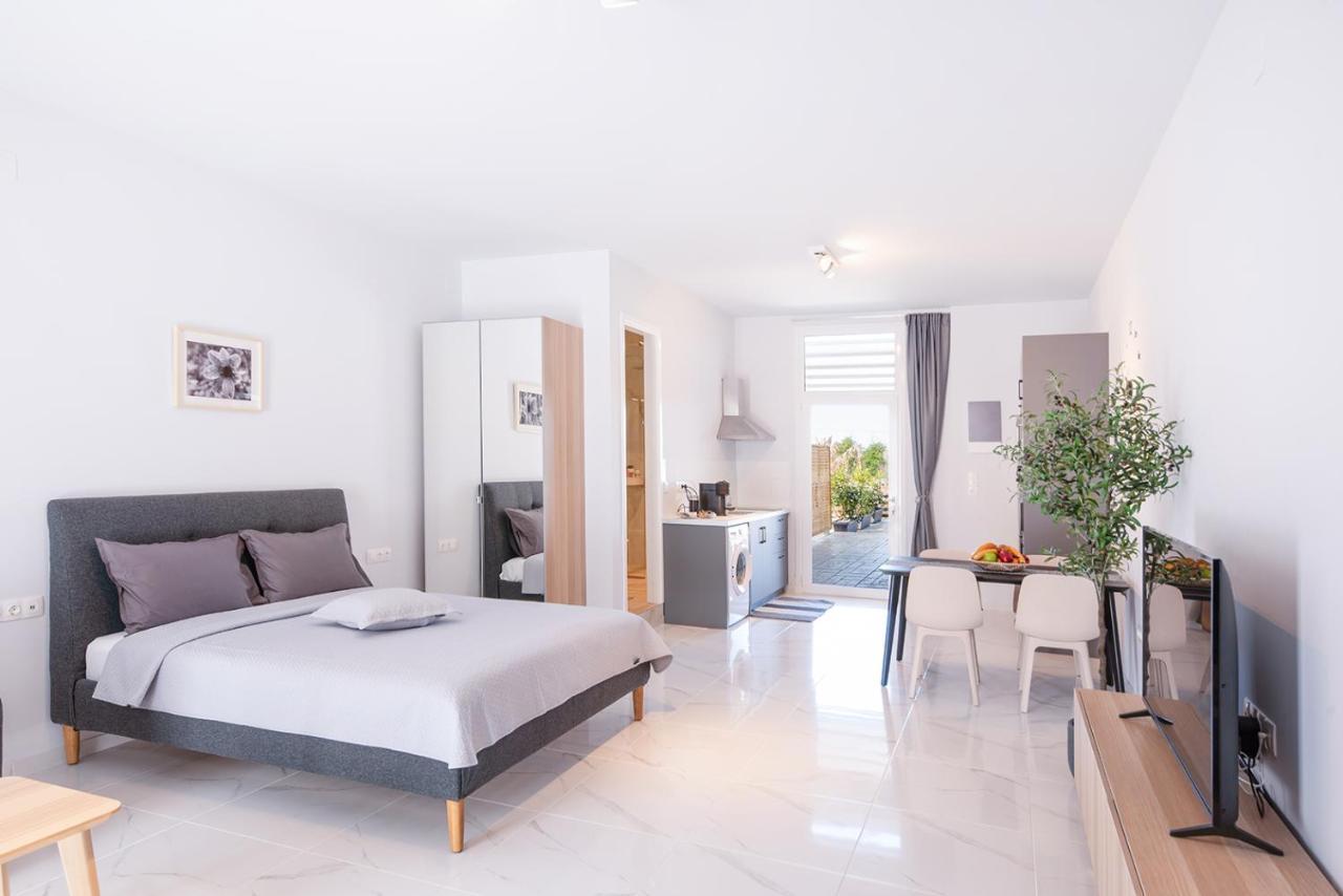 True Apartment Sfakera